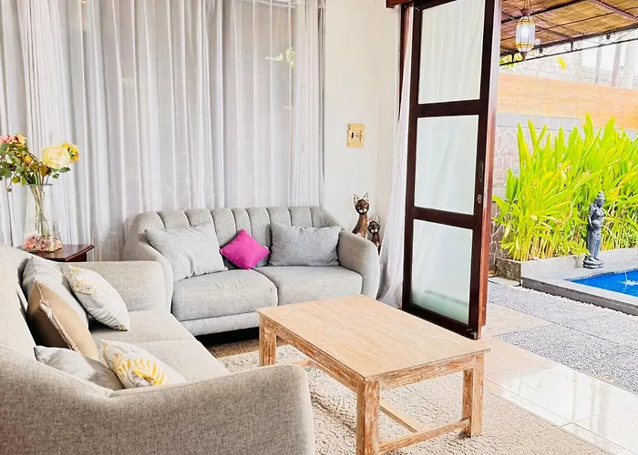 Giri Hill Homestay